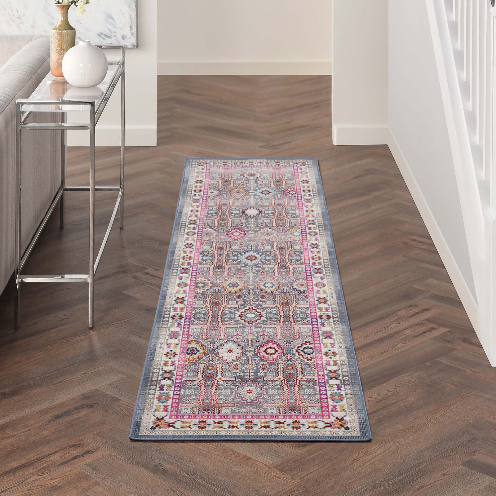 Nourison tapis Vintage Kashan VKA05 GYMTC GREY MULTICOLOR 2x8 099446811813 interior